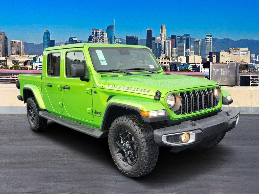 new 2025 Jeep Gladiator car, priced at $48,065