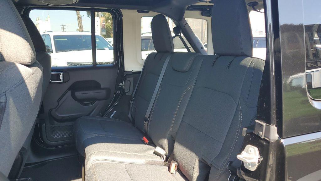 new 2025 Jeep Wrangler car, priced at $50,226