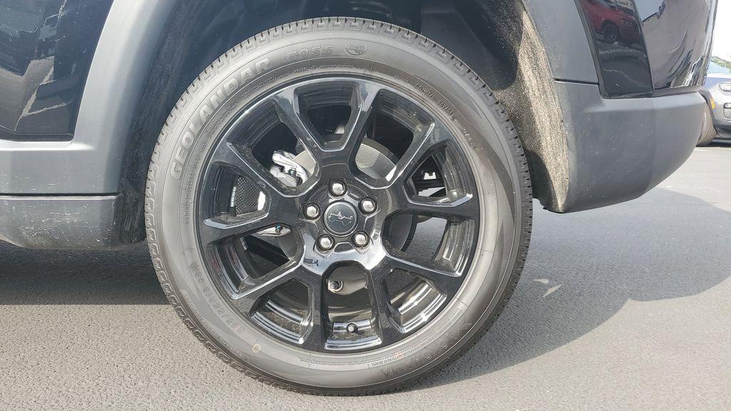 new 2026 Jeep Compass car, priced at $30,410