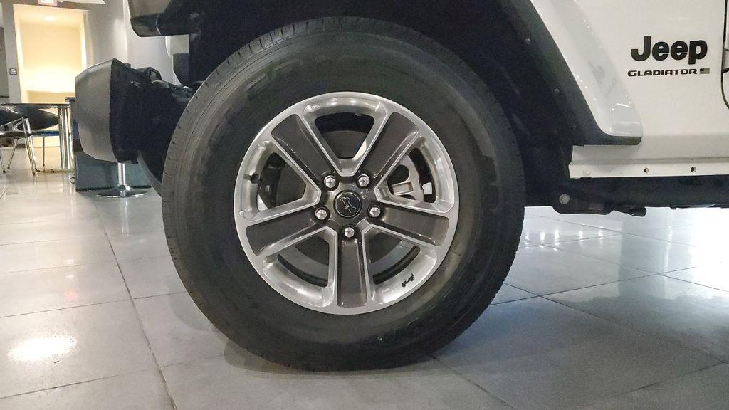 used 2024 Jeep Gladiator car, priced at $35,273