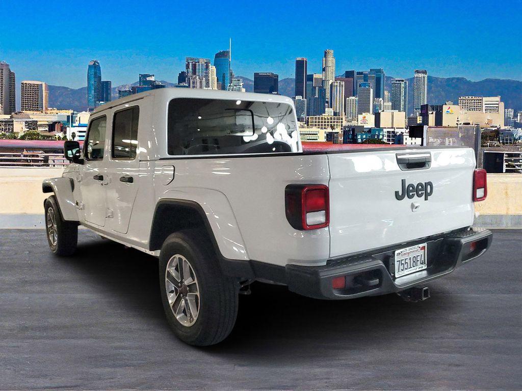used 2024 Jeep Gladiator car, priced at $35,273