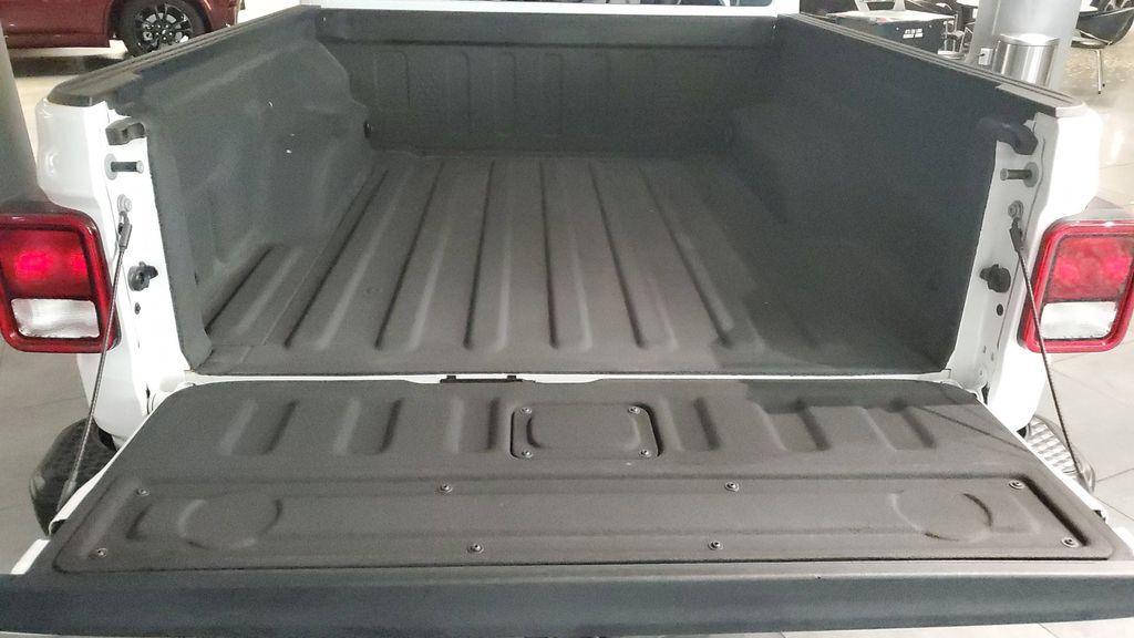 used 2024 Jeep Gladiator car, priced at $35,273