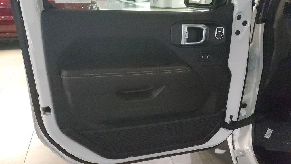 used 2024 Jeep Gladiator car, priced at $35,273