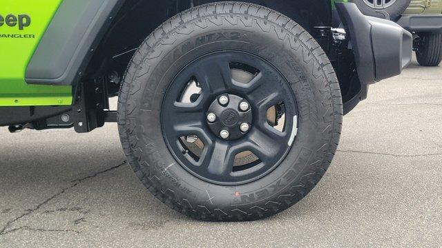 new 2025 Jeep Wrangler car, priced at $44,175