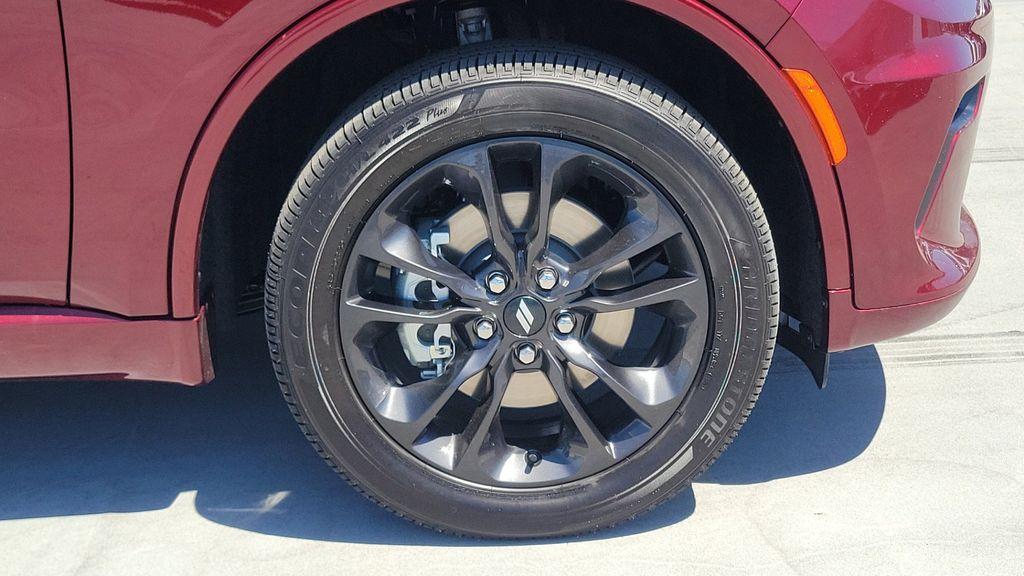 new 2025 Dodge Durango car, priced at $39,995