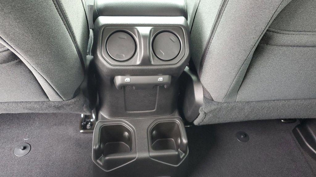 new 2025 Jeep Wrangler car, priced at $37,676