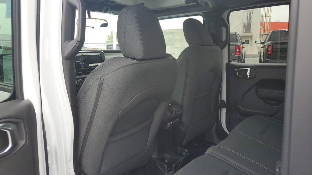 new 2025 Jeep Wrangler car, priced at $37,676