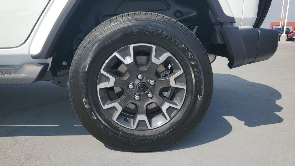 new 2025 Jeep Wrangler car, priced at $50,591