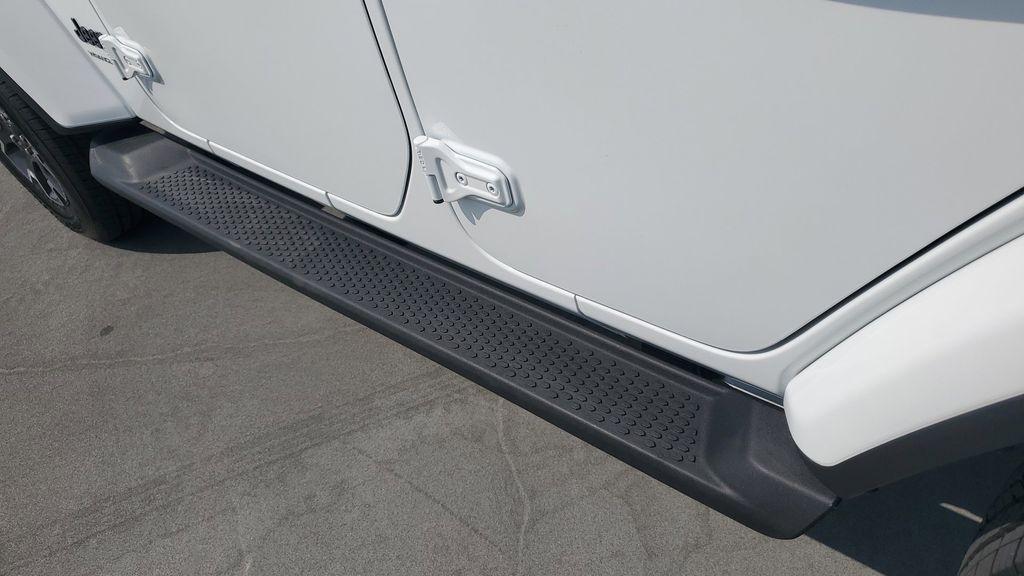 new 2025 Jeep Wrangler car, priced at $50,591