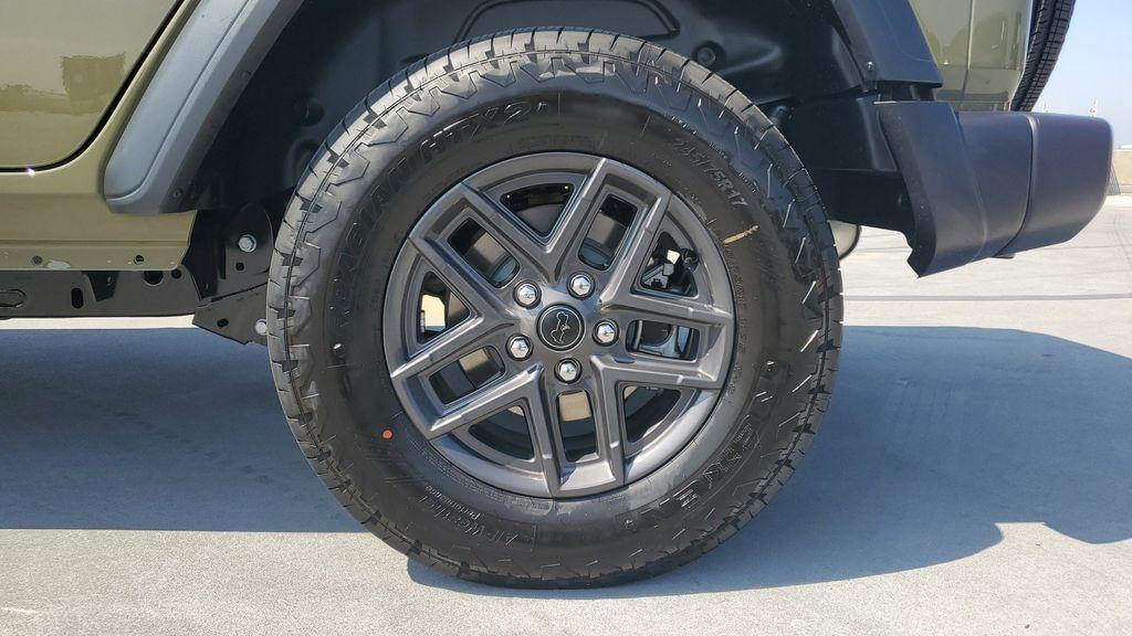 new 2025 Jeep Wrangler car, priced at $44,148