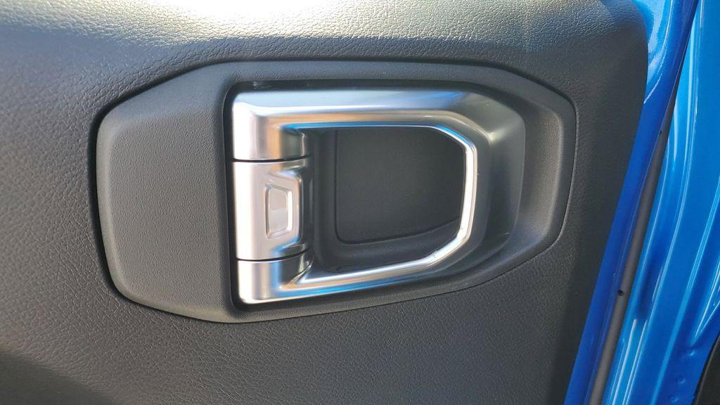 new 2025 Jeep Wrangler car, priced at $44,148