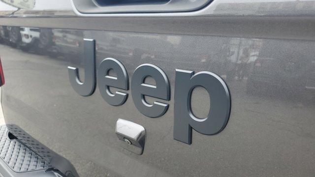 new 2024 Jeep Gladiator car, priced at $44,035