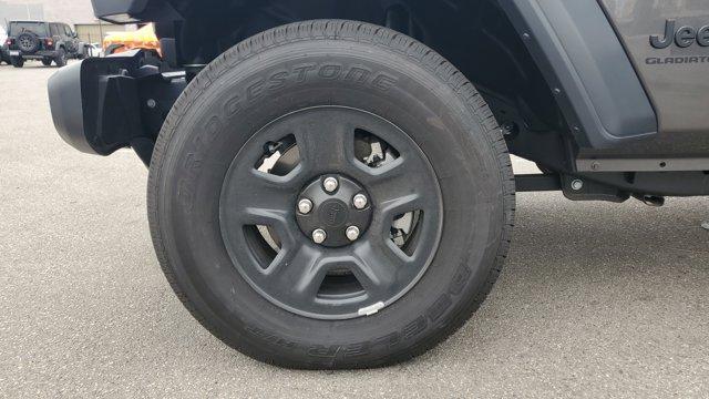 new 2024 Jeep Gladiator car, priced at $44,035