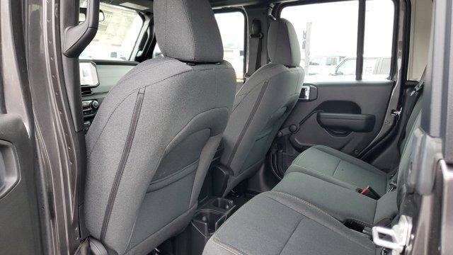 new 2024 Jeep Gladiator car, priced at $44,035