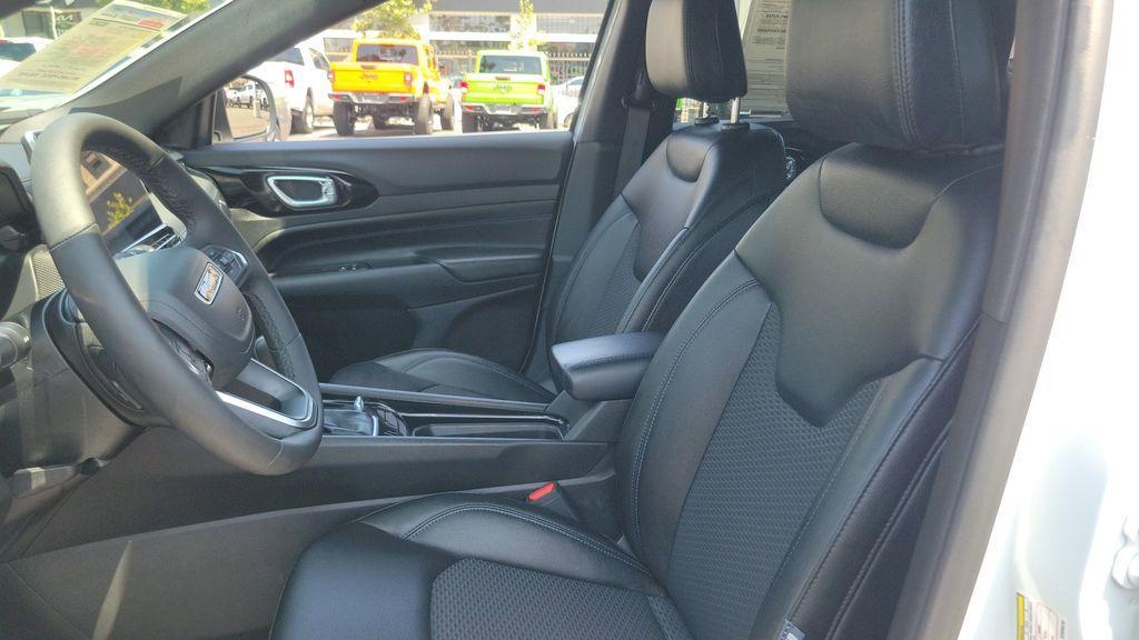 used 2025 Jeep Compass car, priced at $26,519