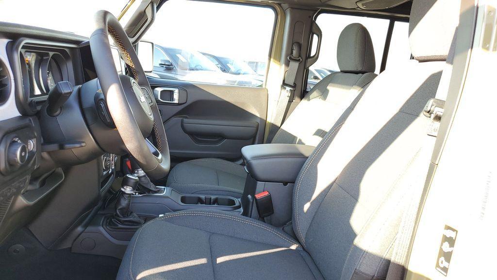 new 2025 Jeep Wrangler car, priced at $39,995