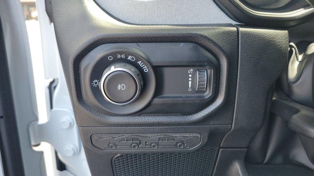 used 2025 Jeep Wrangler car, priced at $40,319