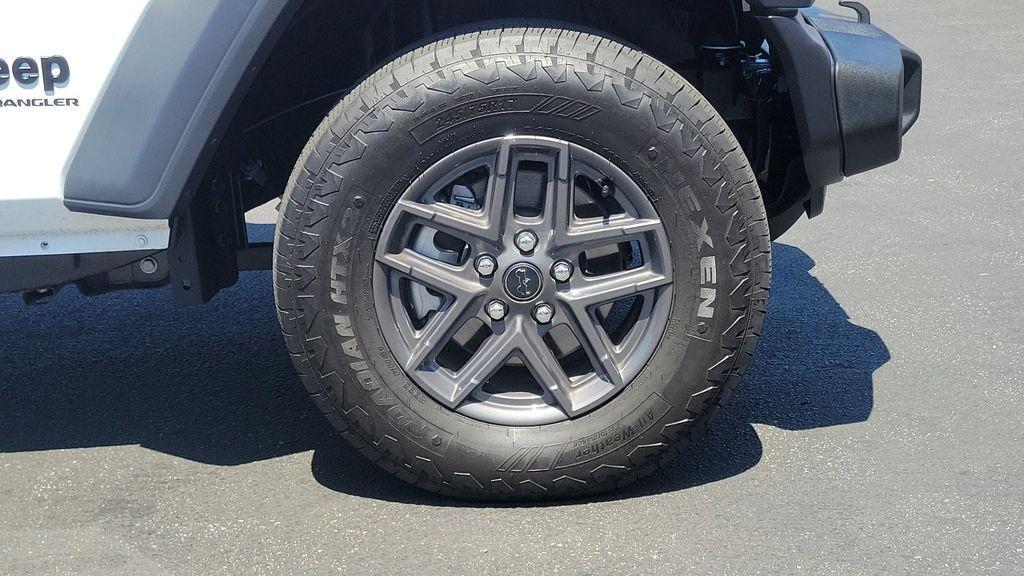 used 2025 Jeep Wrangler car, priced at $40,319
