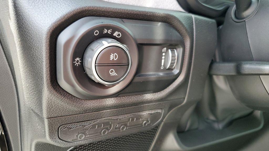 new 2025 Jeep Gladiator car, priced at $39,385
