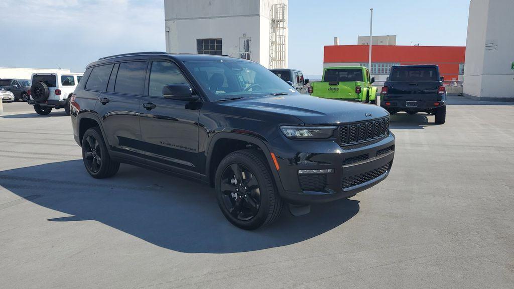 new 2025 Jeep Grand Cherokee L car, priced at $50,172