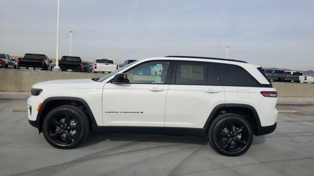 new 2025 Jeep Grand Cherokee car, priced at $54,710