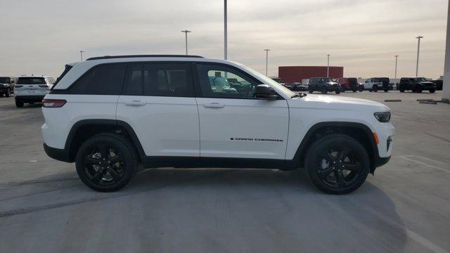 new 2025 Jeep Grand Cherokee car, priced at $54,710