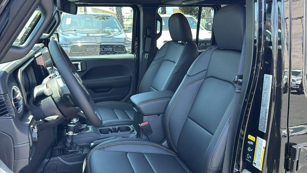 new 2025 Jeep Wrangler 4xe car, priced at $58,372