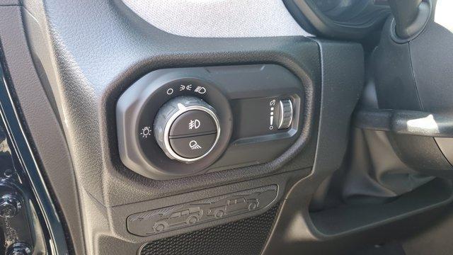 new 2025 Jeep Gladiator car, priced at $46,335
