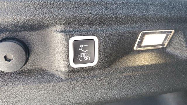 new 2025 Jeep Grand Cherokee L car, priced at $50,496