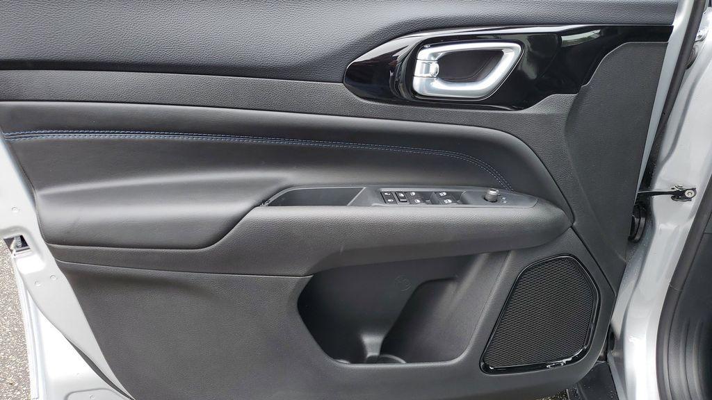 new 2025 Jeep Compass car, priced at $28,203