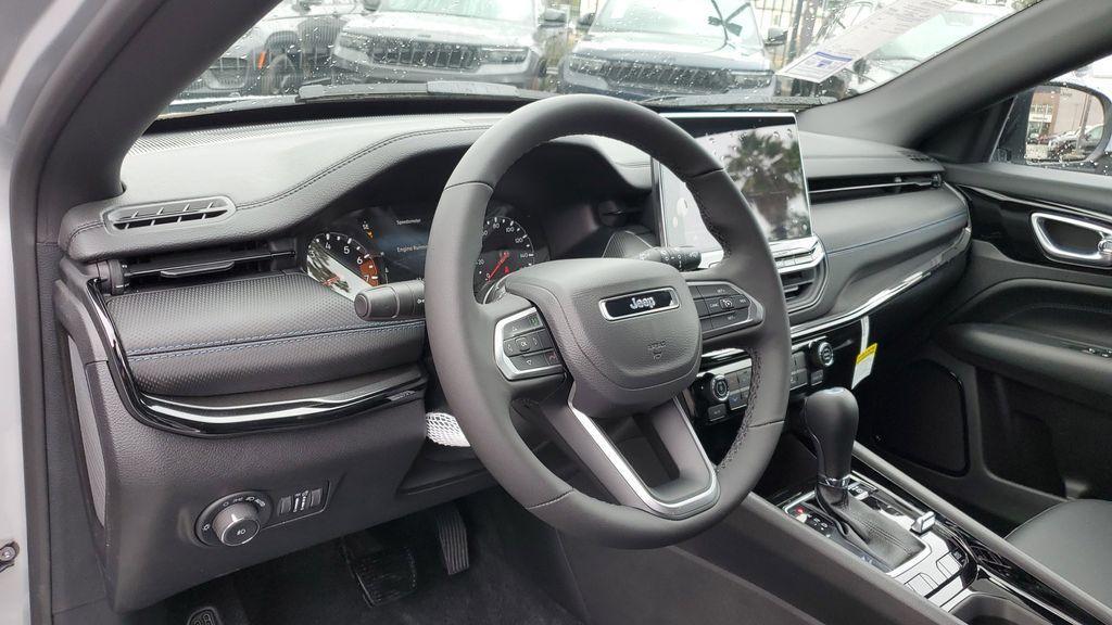 new 2025 Jeep Compass car, priced at $28,203