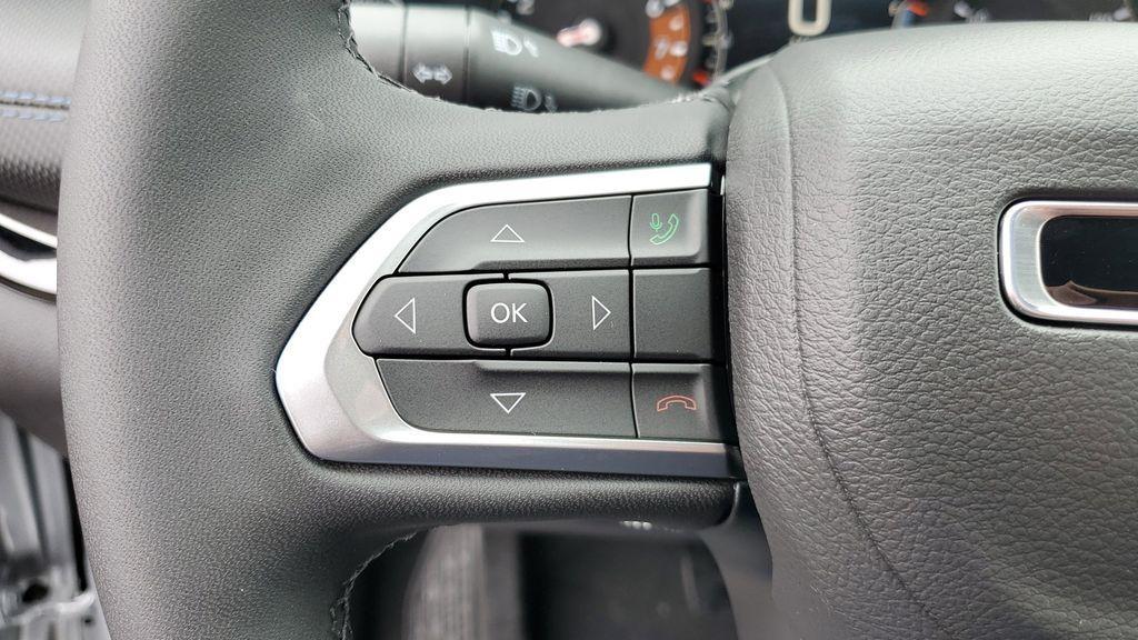 new 2025 Jeep Compass car, priced at $28,203