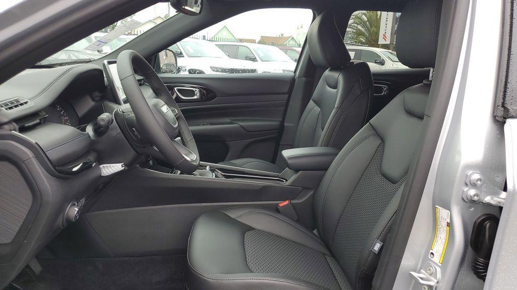 new 2025 Jeep Compass car, priced at $28,203