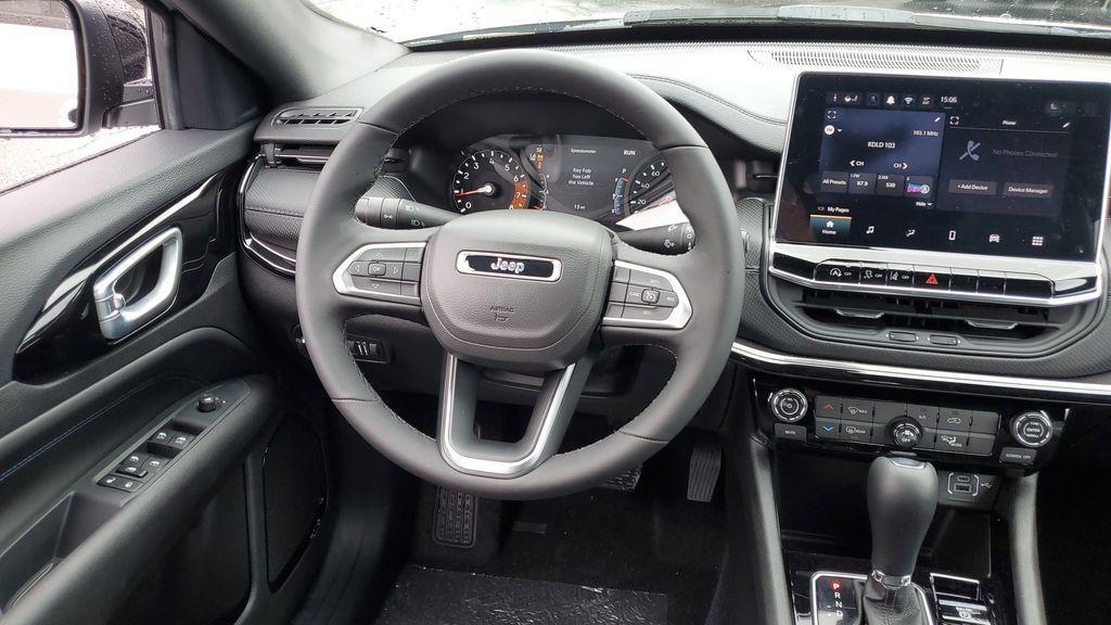 new 2025 Jeep Compass car, priced at $28,203