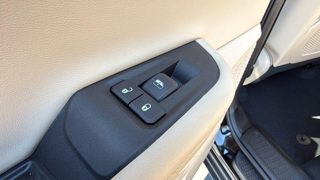 new 2025 Jeep Grand Cherokee L car, priced at $51,012