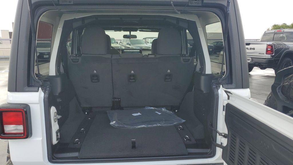 new 2025 Jeep Wrangler car, priced at $37,676