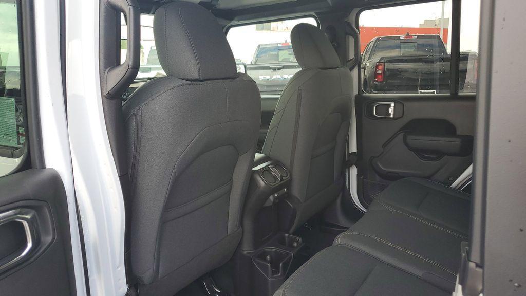 new 2025 Jeep Wrangler car, priced at $37,676