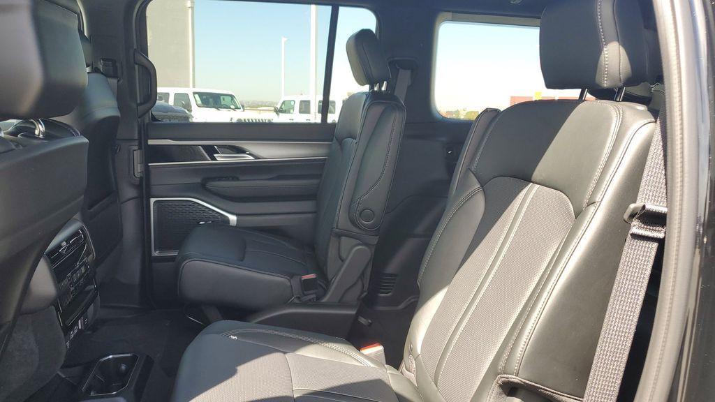 new 2025 Jeep Wagoneer car, priced at $76,425
