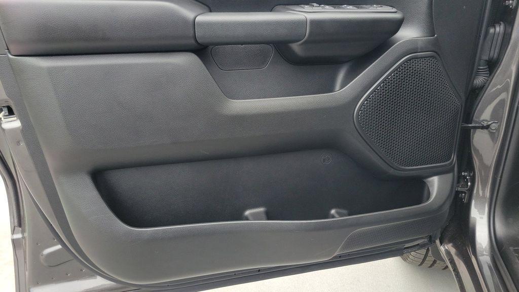 new 2025 Ram 1500 car, priced at $46,868