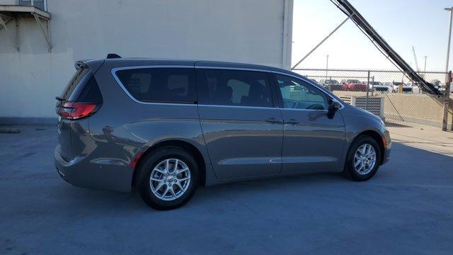 new 2025 Chrysler Pacifica car, priced at $45,920