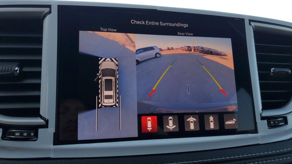 new 2025 Chrysler Pacifica car, priced at $40,995