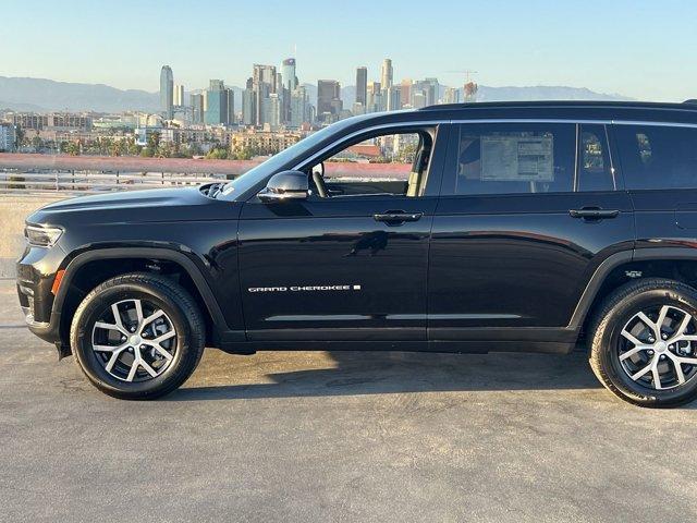 new 2024 Jeep Grand Cherokee L car, priced at $46,295