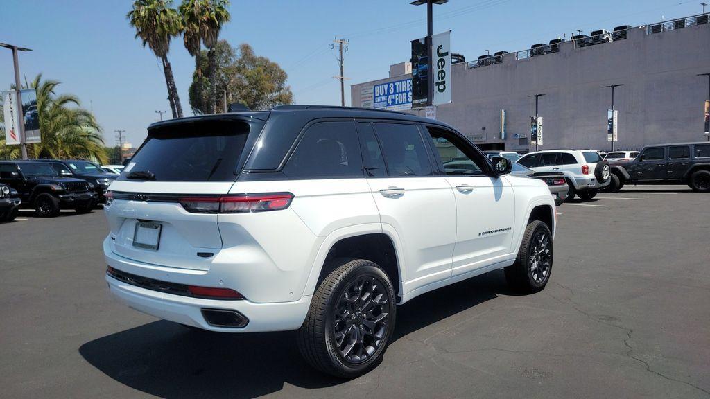 new 2025 Jeep Grand Cherokee car, priced at $62,589