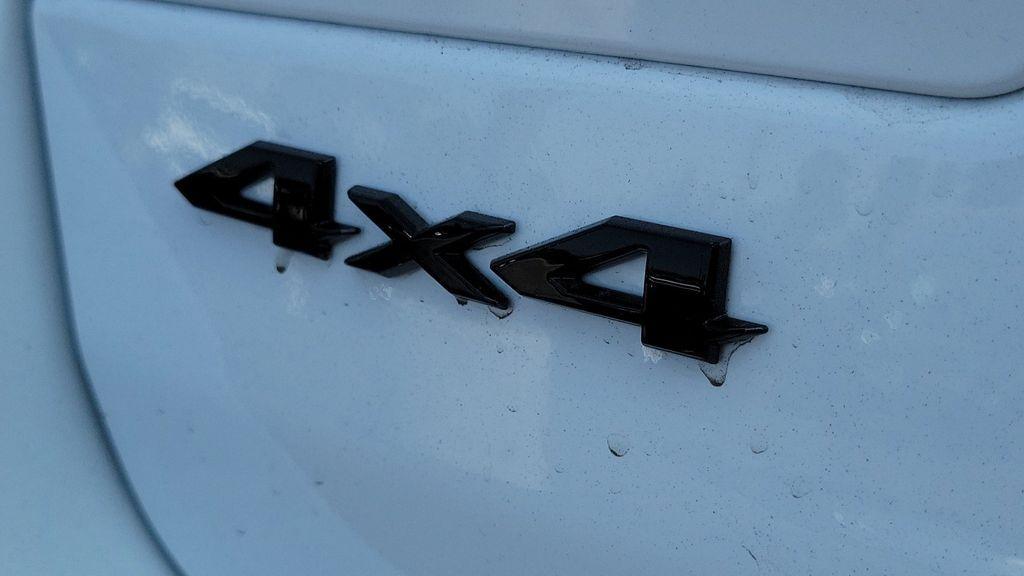 new 2025 Jeep Grand Cherokee car, priced at $62,589