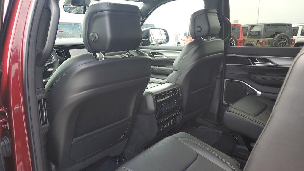 new 2025 Jeep Wagoneer car, priced at $71,967