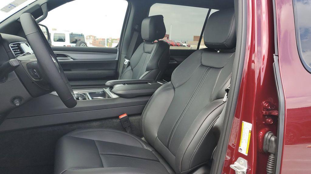 new 2025 Jeep Wagoneer car, priced at $71,967