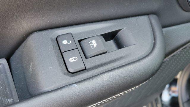 new 2025 Jeep Grand Cherokee car, priced at $55,305