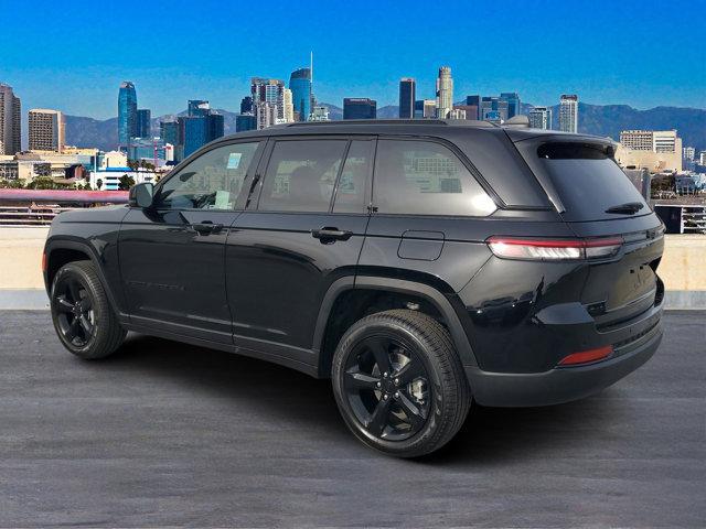 new 2025 Jeep Grand Cherokee car, priced at $55,305