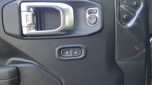 new 2025 Jeep Gladiator car, priced at $46,035