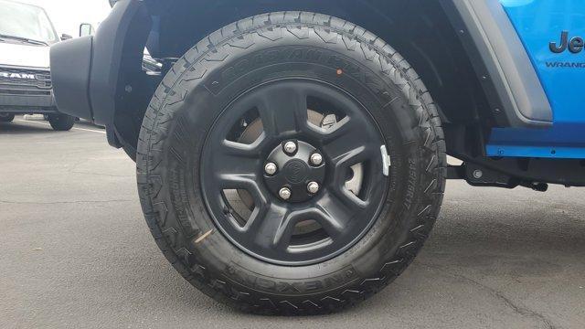 new 2025 Jeep Wrangler car, priced at $38,212